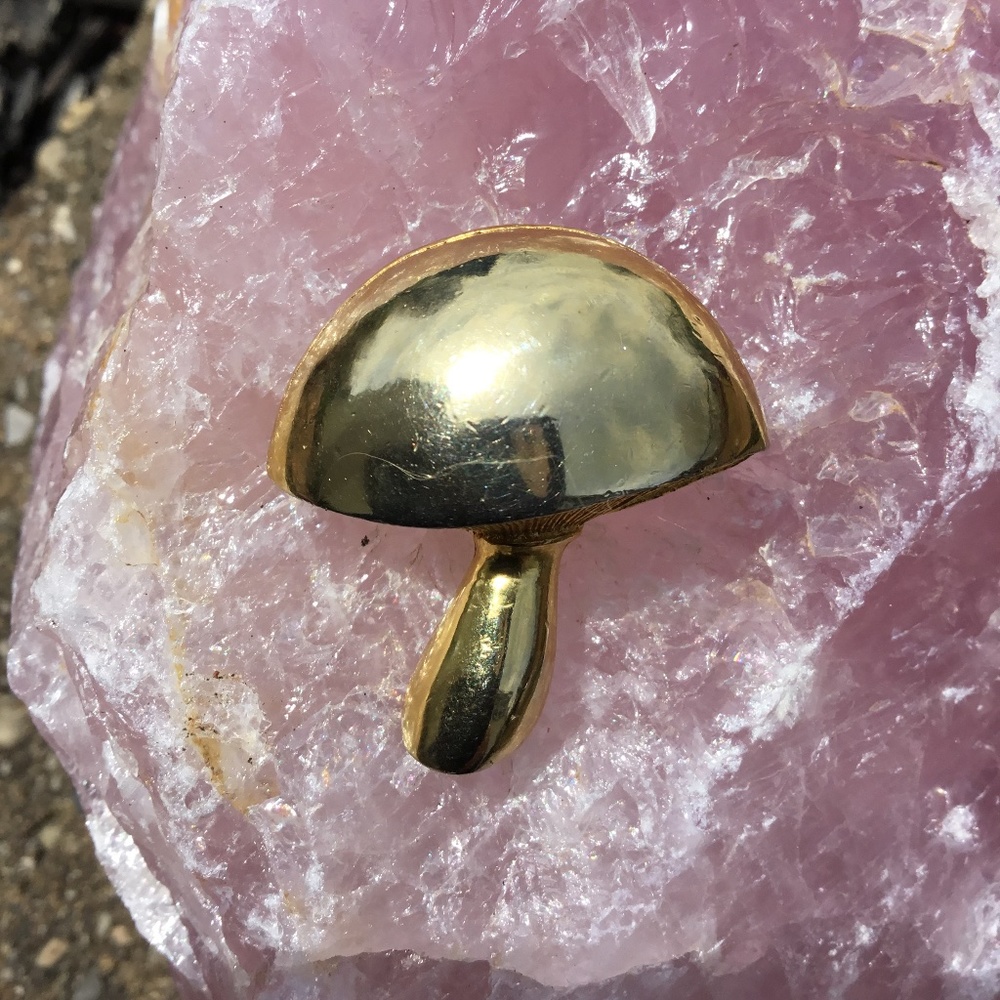 Little Vintage Gold Mushroom Brooch/Pin